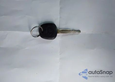 2004 Toyota Sienna Ce/Le z USA, uszkodzony, nr VIN 5TDZA23C34S100909